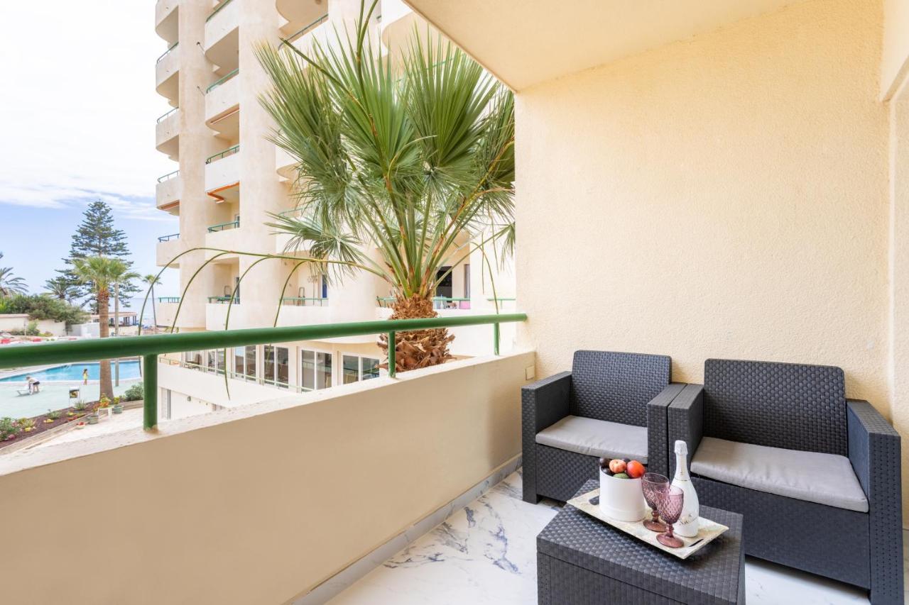 Cozy 1St Sea Line Apartment In The Quiet Area Los Cristianos  Kültér fotó