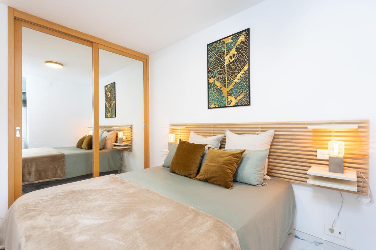 Cozy 1St Sea Line Apartment In The Quiet Area Los Cristianos  Kültér fotó